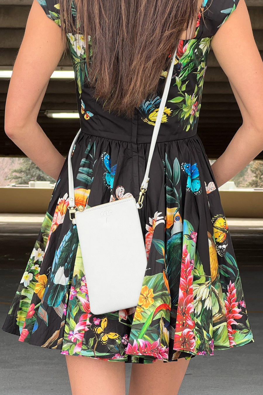 #1 White Crossbody Wristlet, lifestyle photo 2