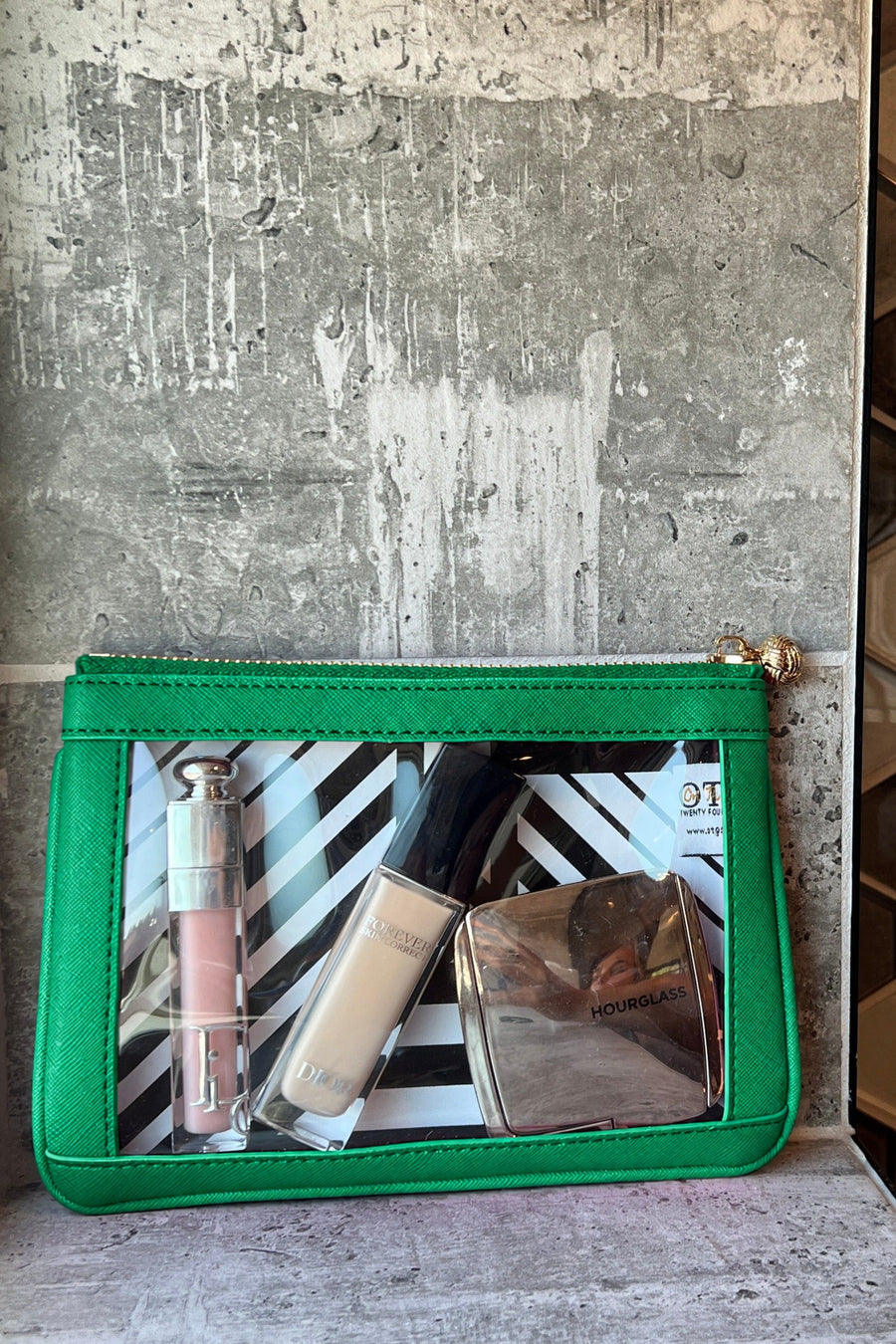 #2 Nudie Green Pouch, lifestyle photo 2