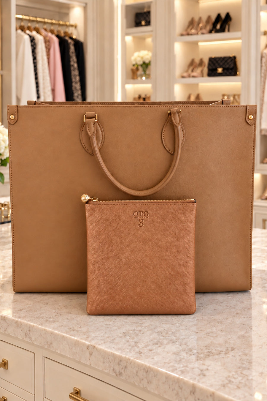 #3 Tan Pouch, lifestyle photo 2