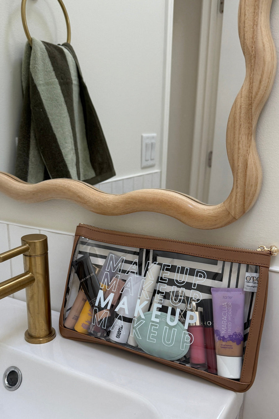 #5 Nudie Tan Clutch, lifestyle photo 1