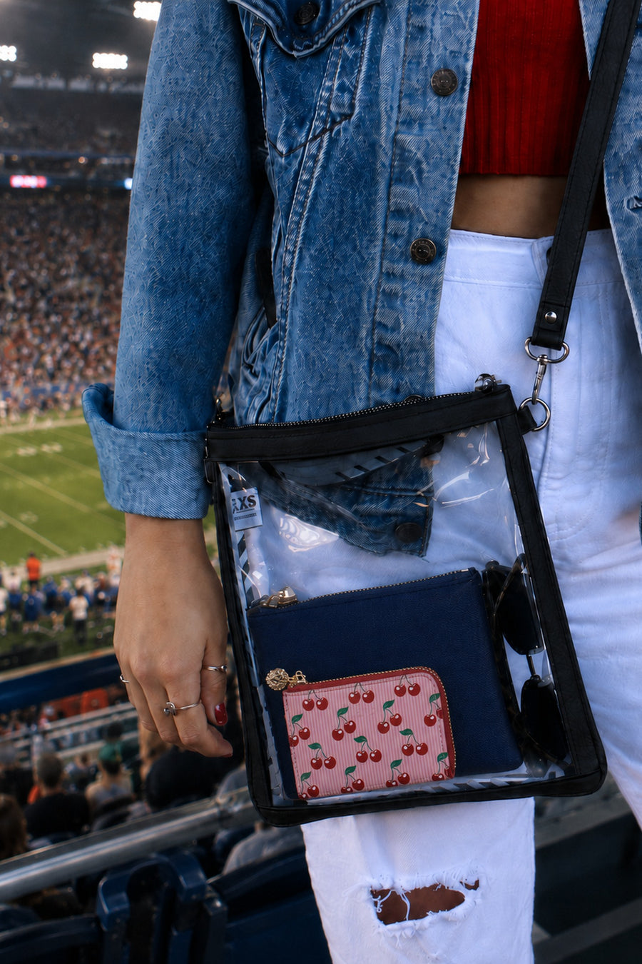 Card Case Alyssa Cherries Hot Pink, lifestyle photo 2