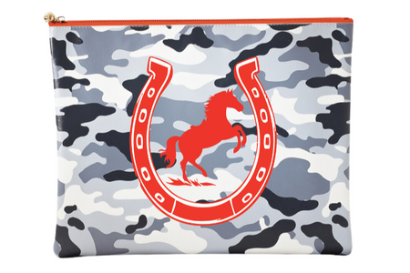 #8 Horseshoe Camo Pouch