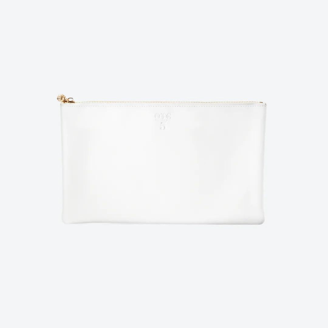 #5 White Clutch, front view
