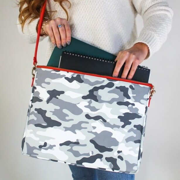 #9 Abby Camo Padded Crossbody Techie